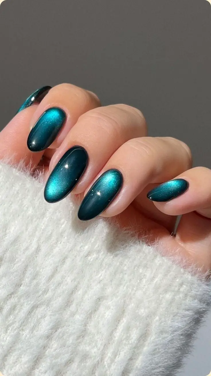 Short Almond Deep Teal Cat Eye, Close-Up Take — Simple Magnetic Nails