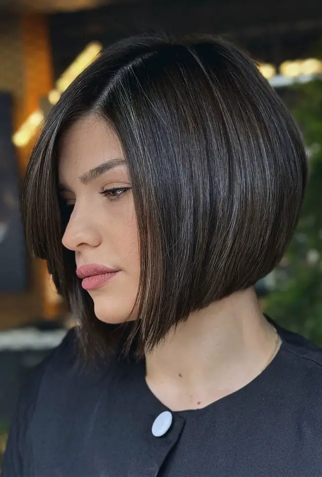 Inverted Bob Angled Cut Side View Inverted Bob Angled Cut Side View — Simple Medium Bob
