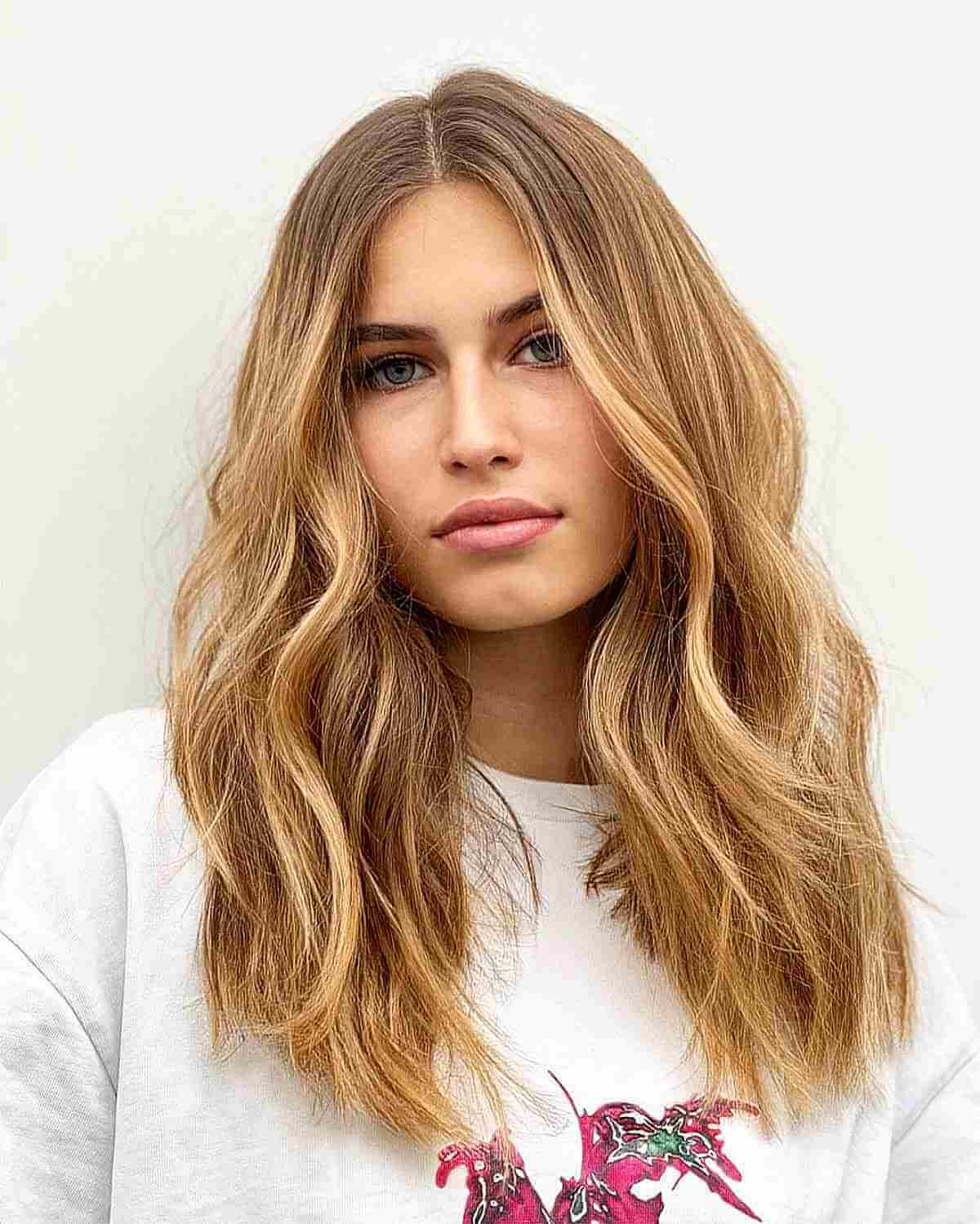 Shoulder Honey Blonde Curtain Bangs Shoulder Honey Blonde Curtain Bangs — Simple Middle Part Hair