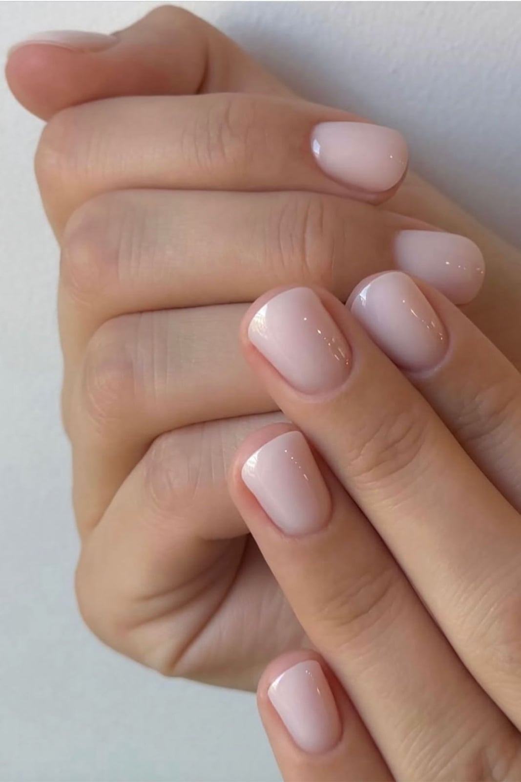 Glossy Milky Pale Pink Short Oval Nails Glossy Milky Pale Pink Short Oval Nails — Simple Milky White Nails