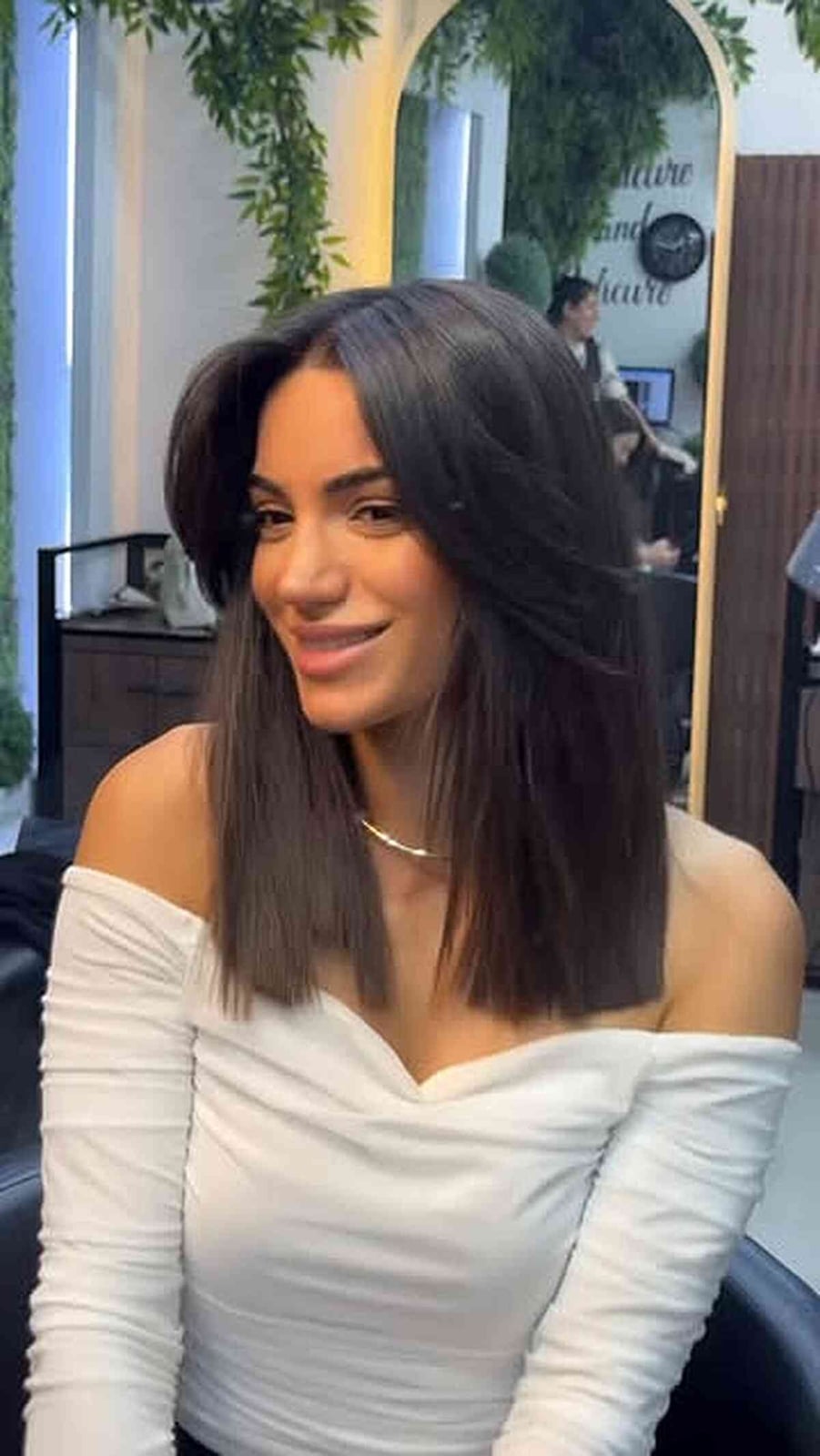 Chin Length Blunt Bob Uniform Color — Simple Mocha Hair