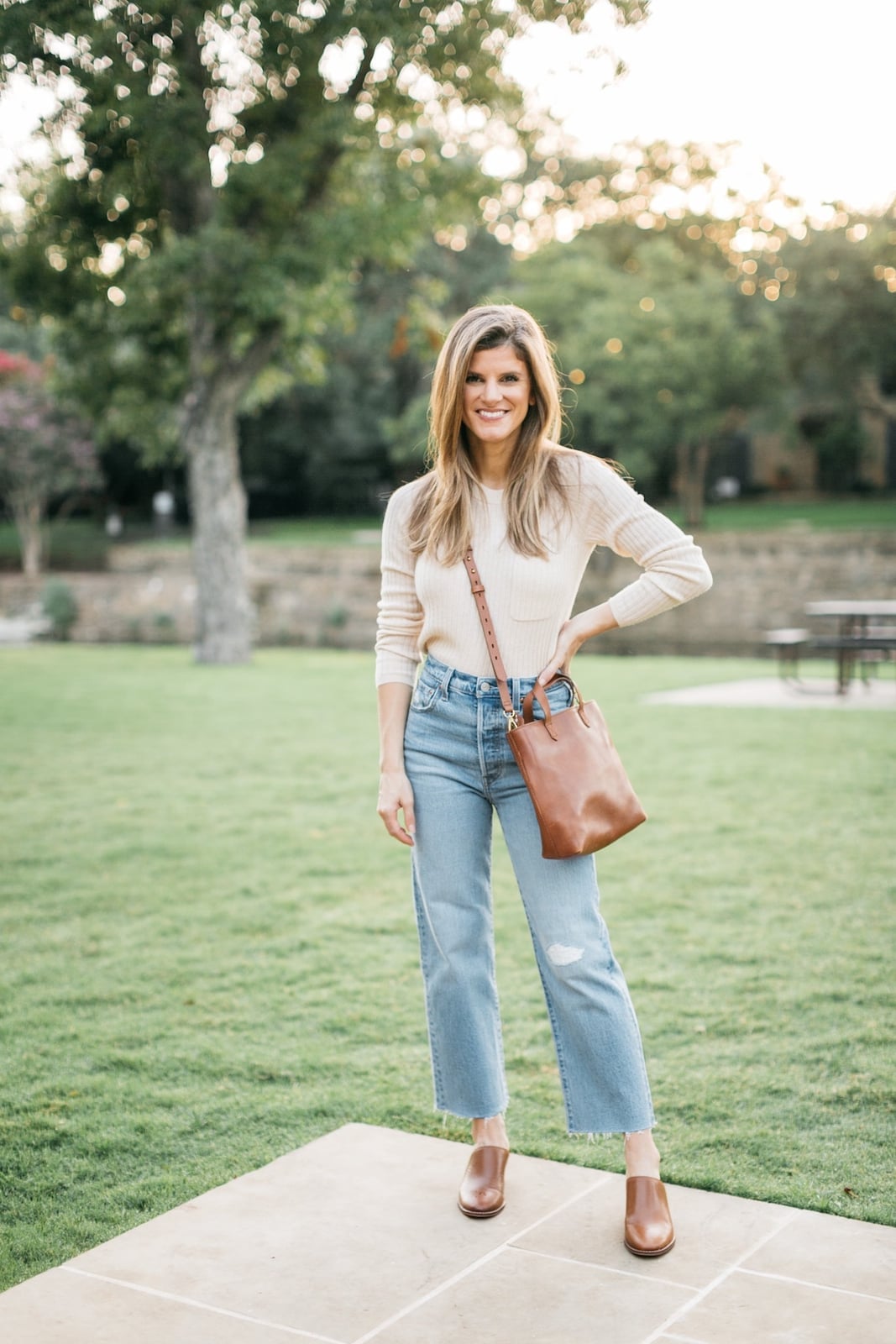 Brown Leather Loafer Mules With Cream Top And Blue Jeans Brown Leather Loafer Mules With Cream Top And Blue Jeans — Simple Mules Outfits