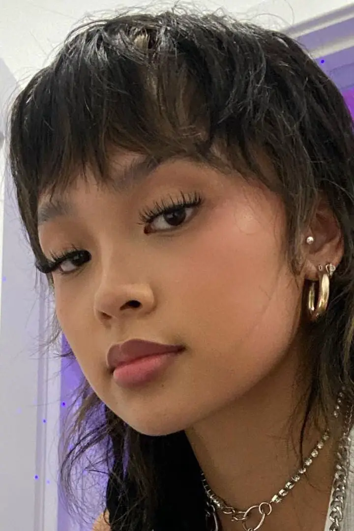 Ash Blonde Mullet Shag With Choppy Bangs — Simple Mullet Hairstyles