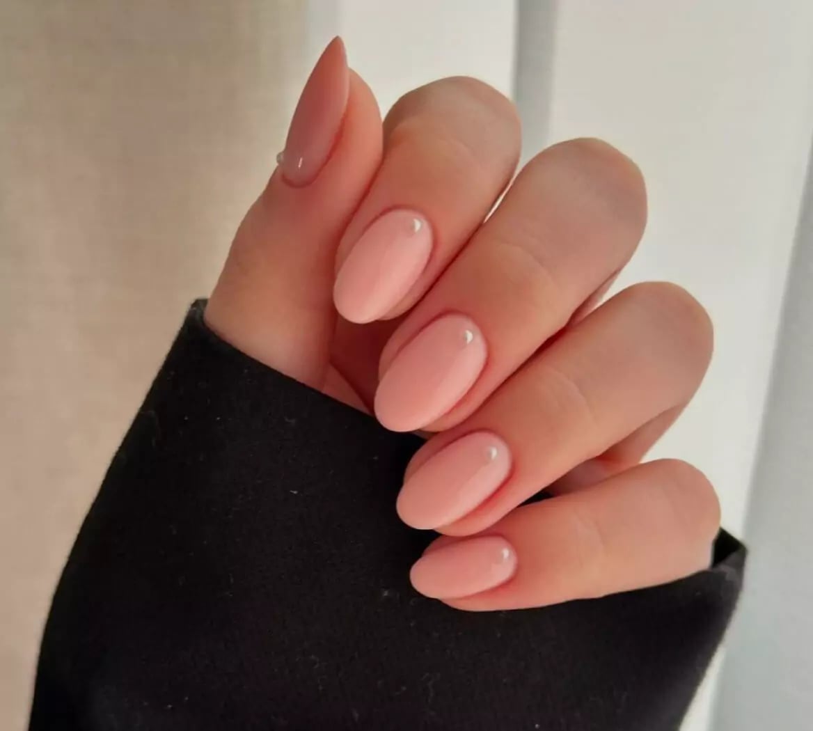 Minimalist Dot Accented Short Oval Nails — Simple Nail Colors