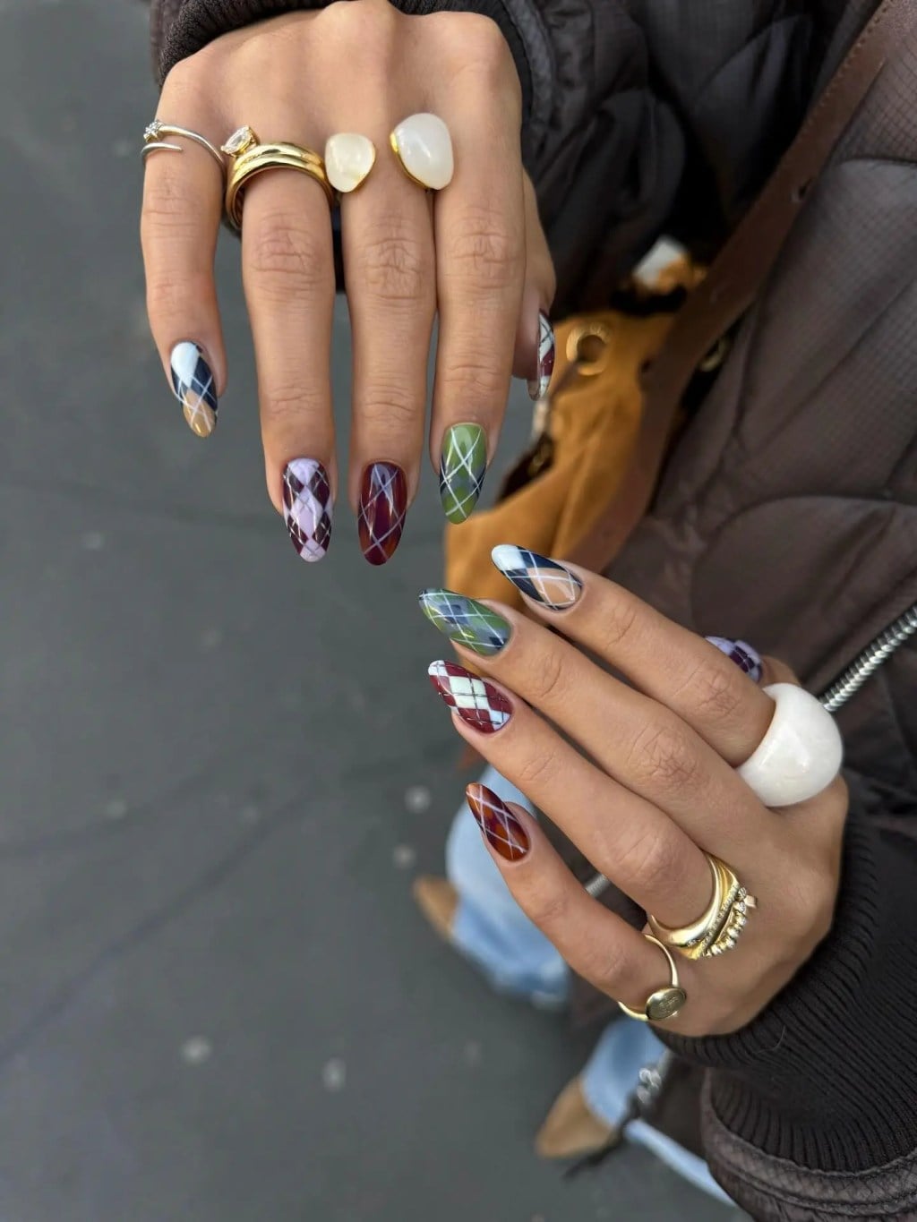 Autumnal Plaid Pattern Almond Nails Autumnal Plaid Pattern Almond Nails — Simple Nails Almond Inspo