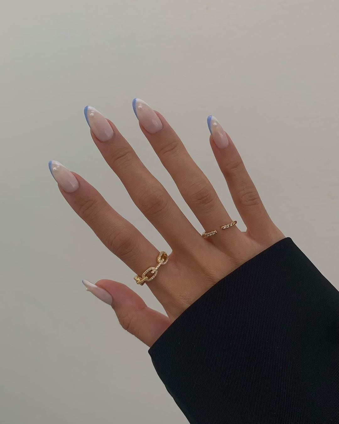 Sheer Nude Light Blue Pearl French Almonds Sheer Nude Light Blue Pearl French Almonds — Simple Nails Almond Inspo