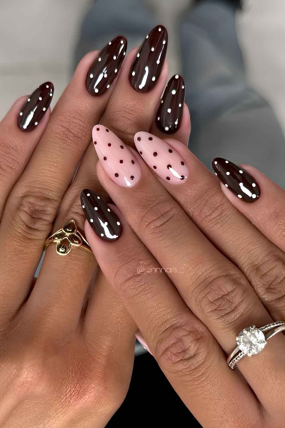 Polka Dot Pattern Almond Nails Polka Dot Pattern Almond Nails — Simple Nails Almond Inspo