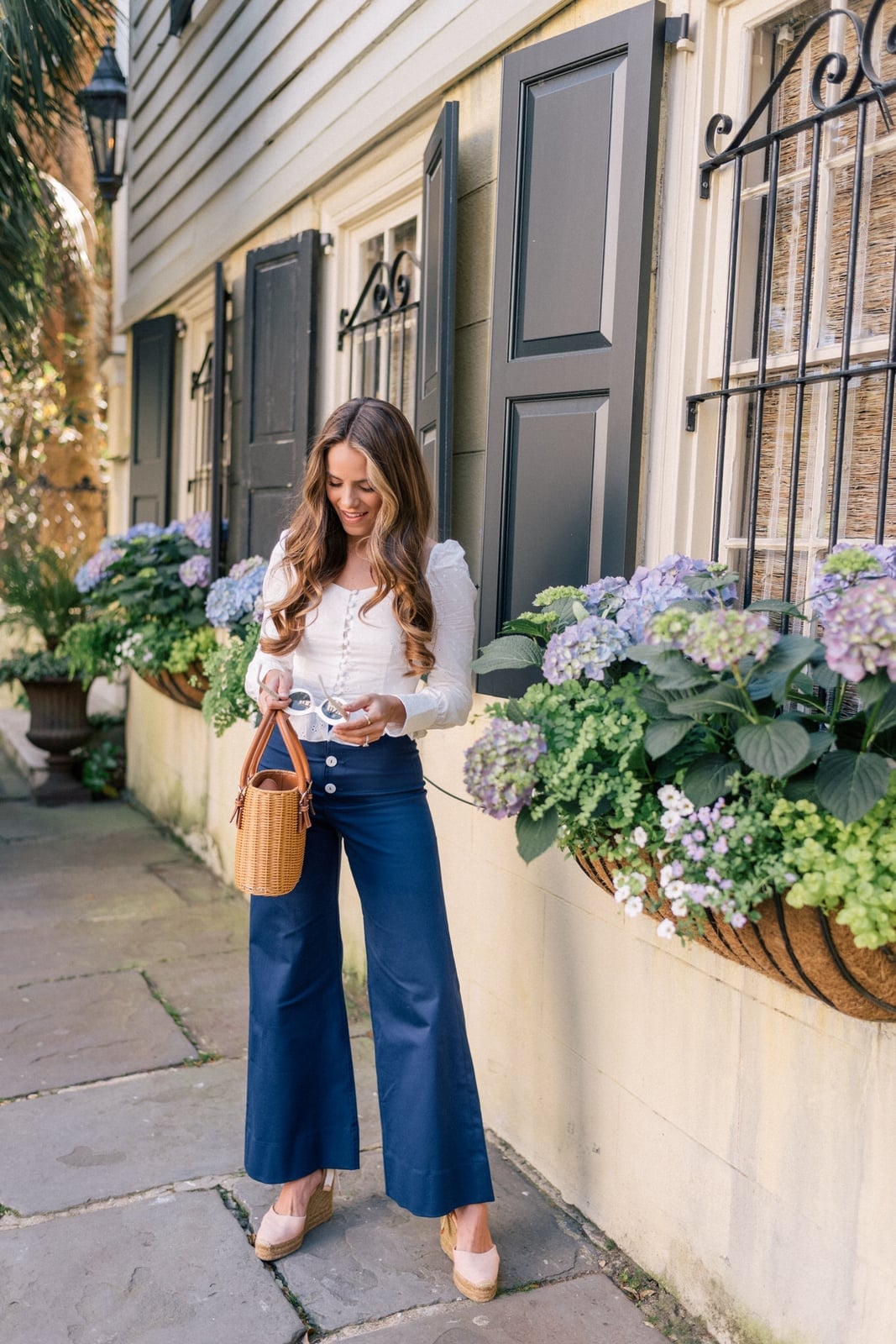 High-waisted Navy Wide-Leg Trousers with a Puff-Sleeve Top — Simple Navy Pants Outfits