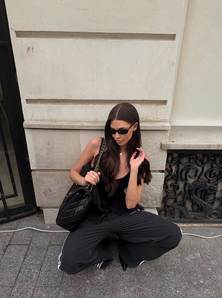 Black Vest Over Tank with Striped Wide-Leg Pants — Simple Negros Outfits