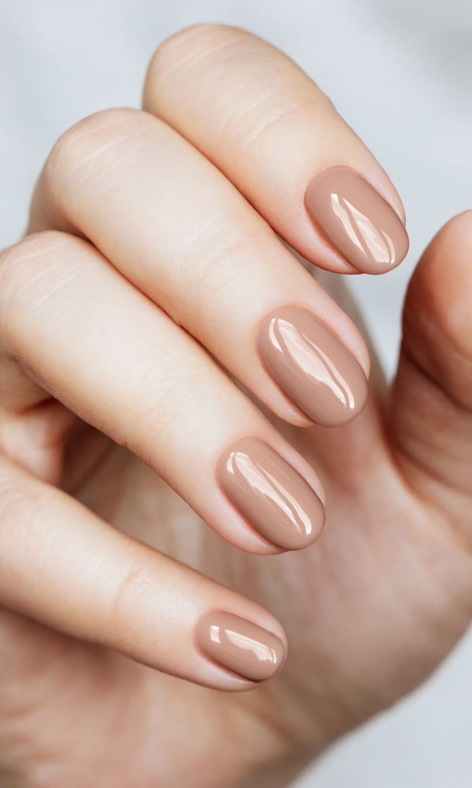 Warm Beige-Brown Short Oval Nails Warm Beige-Brown Short Oval Nails — Simple Neutral Nails