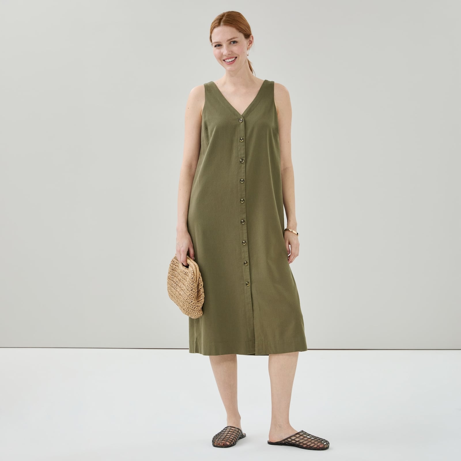 Olive Green Button-Front Midi Dress with Straw Bag — Simple Olive Green Outfits