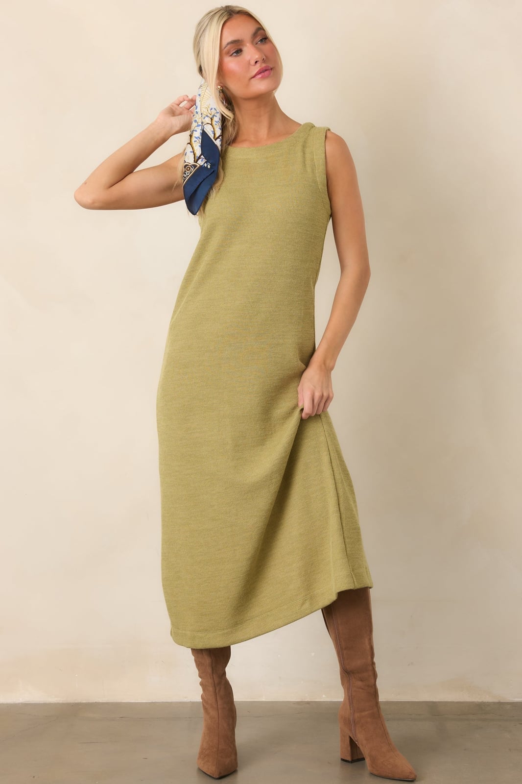 Olive Green Ribbed Midi Dress with Knee-High Boots — Simple Olive Green Outfits