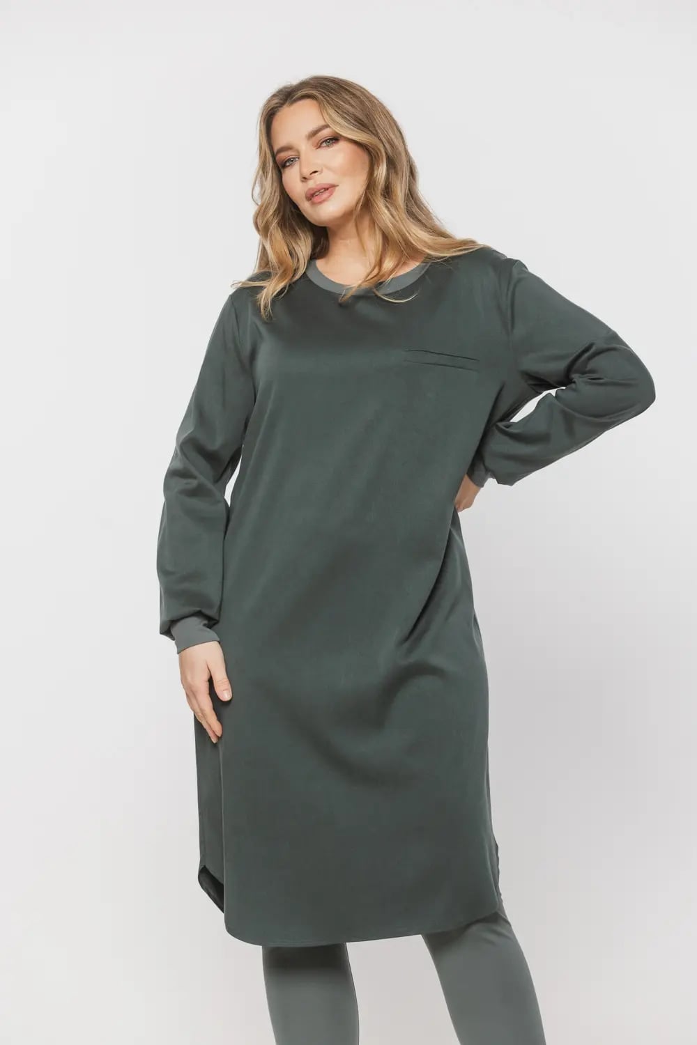 Dark Olive Green Tunic with Gray Leggings — Simple Olive Green Outfits