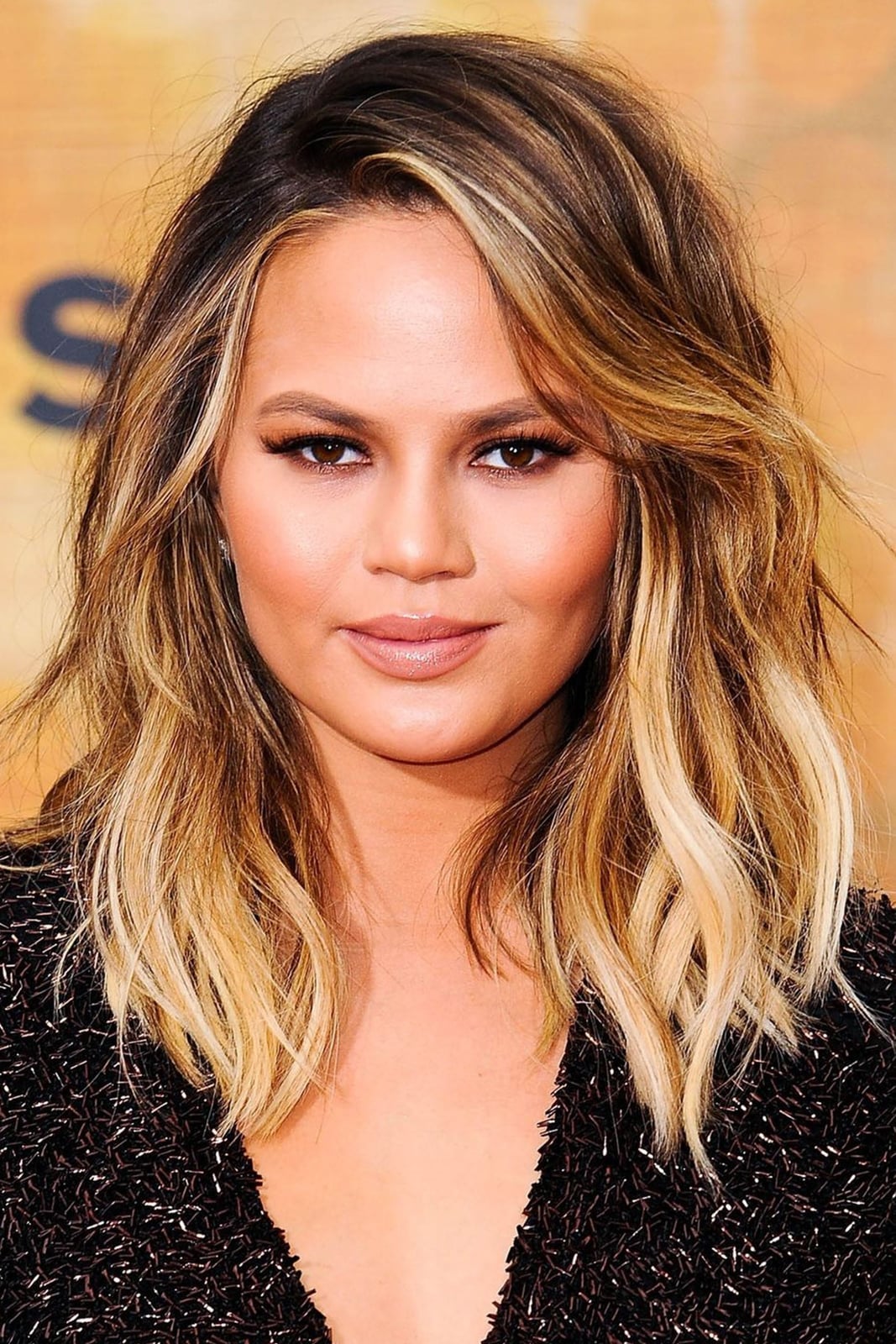 Collarbone Lob With Curtain Bangs And Ombré Ends, Wavy — Simple Ombré Hair