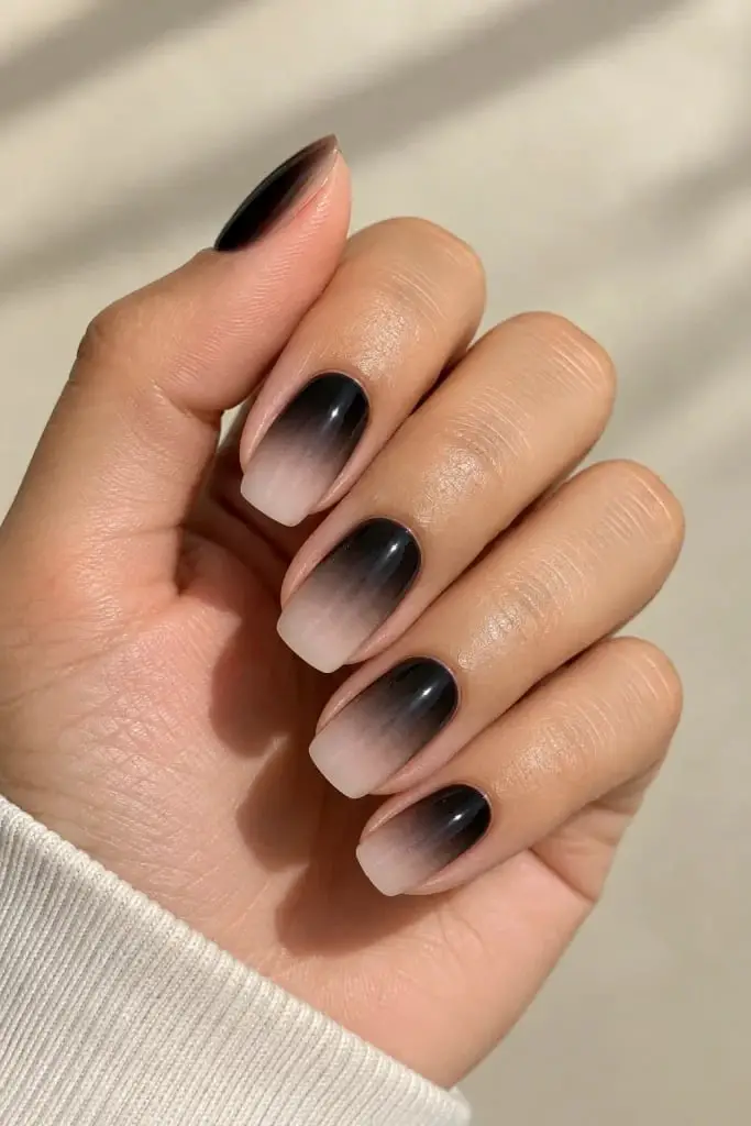 Black to Nude Matte Ombre Short Square, Close-Up Take Black to Nude Matte Ombre Short Square, Close-Up Take — Simple Ombre Nails