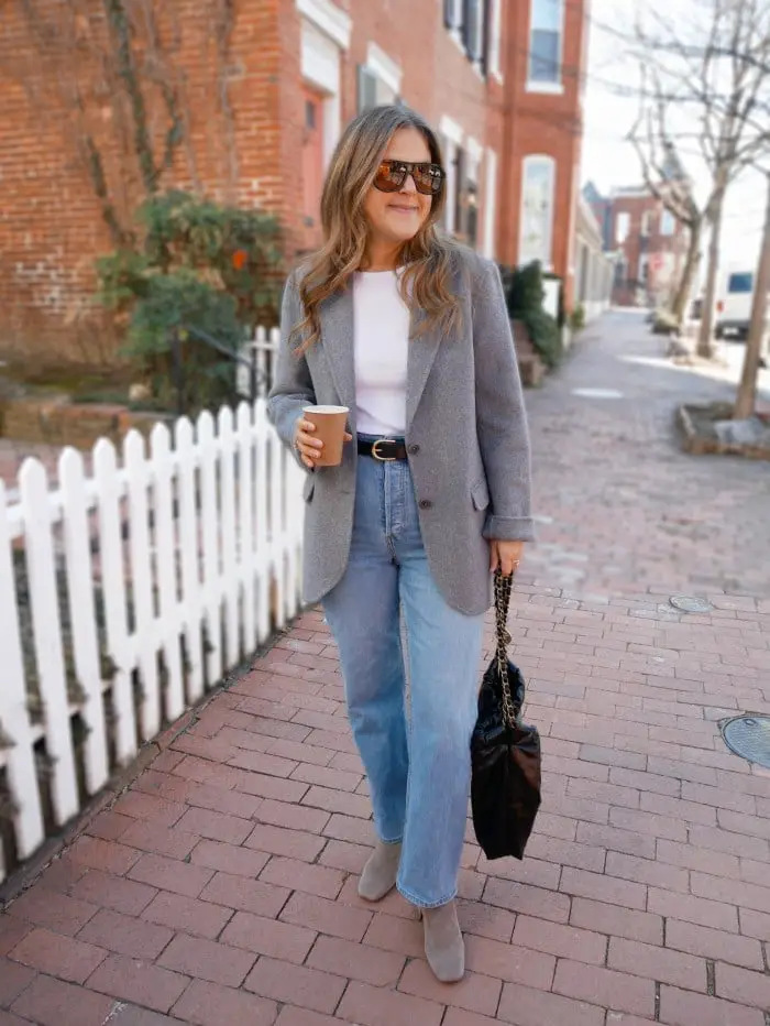 Gray Wool Blazer With White T Shirt And Straight Leg, Close-Up Take — Simple Oversized Blazer Outfits
