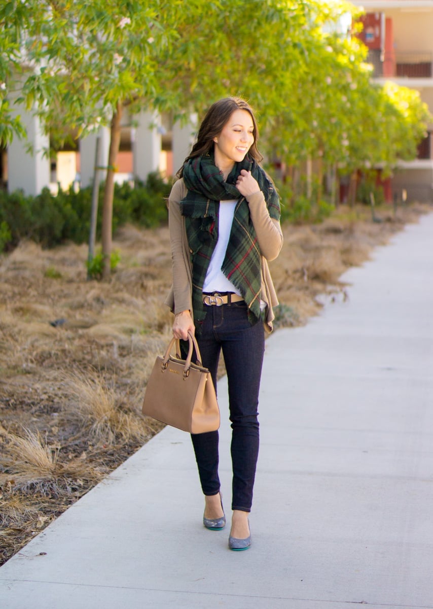 Skinny Jeans with Plaid Scarf and Cardigan Skinny Jeans with Plaid Scarf and Cardigan — Simple Petite Outfits