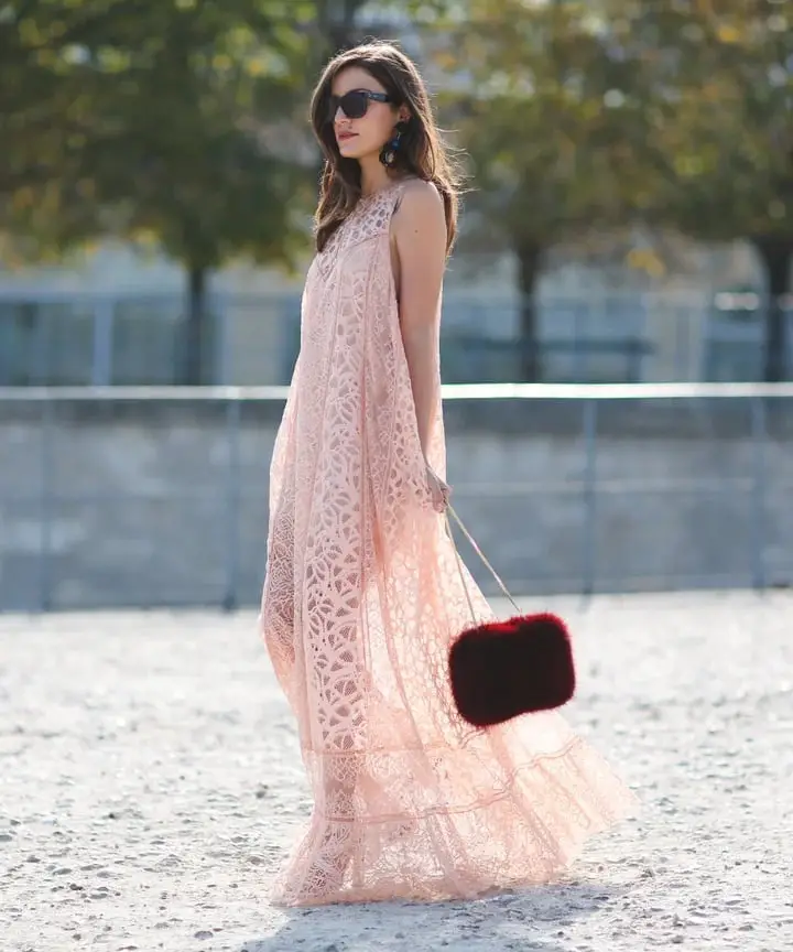 Pale Pink Lace Sleeveless Maxi Dress — Simple Photoshoot Outfits