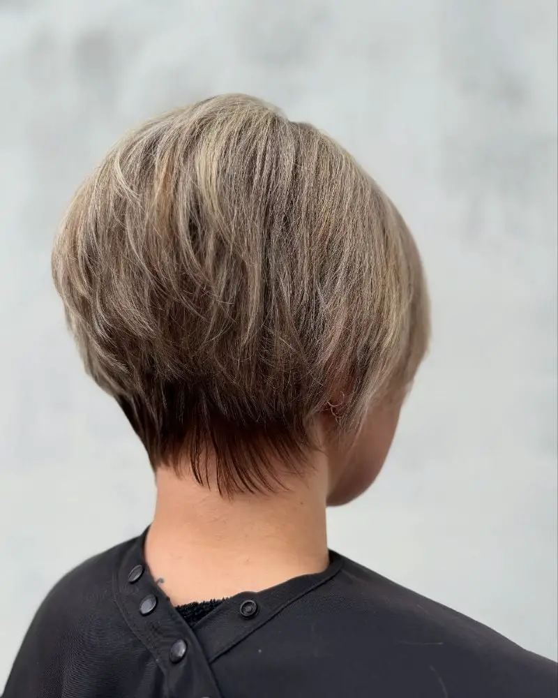 Ash Blonde Pixie Bob With Tapered Neckline Ash Blonde Pixie Bob With Tapered Neckline — Simple Pixie Bob
