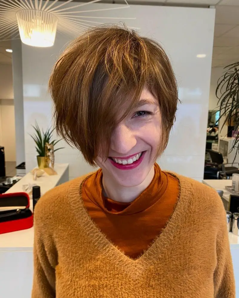 Auburn Pixie Bob With Prominent Bangs Auburn Pixie Bob With Prominent Bangs — Simple Pixie Bob
