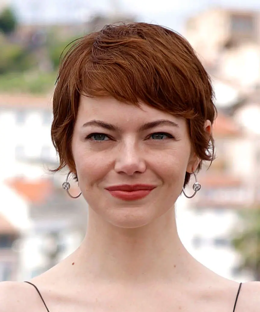 Strawberry Blonde Pixie Bob With Wispy Bangs Strawberry Blonde Pixie Bob With Wispy Bangs — Simple Pixie Bob