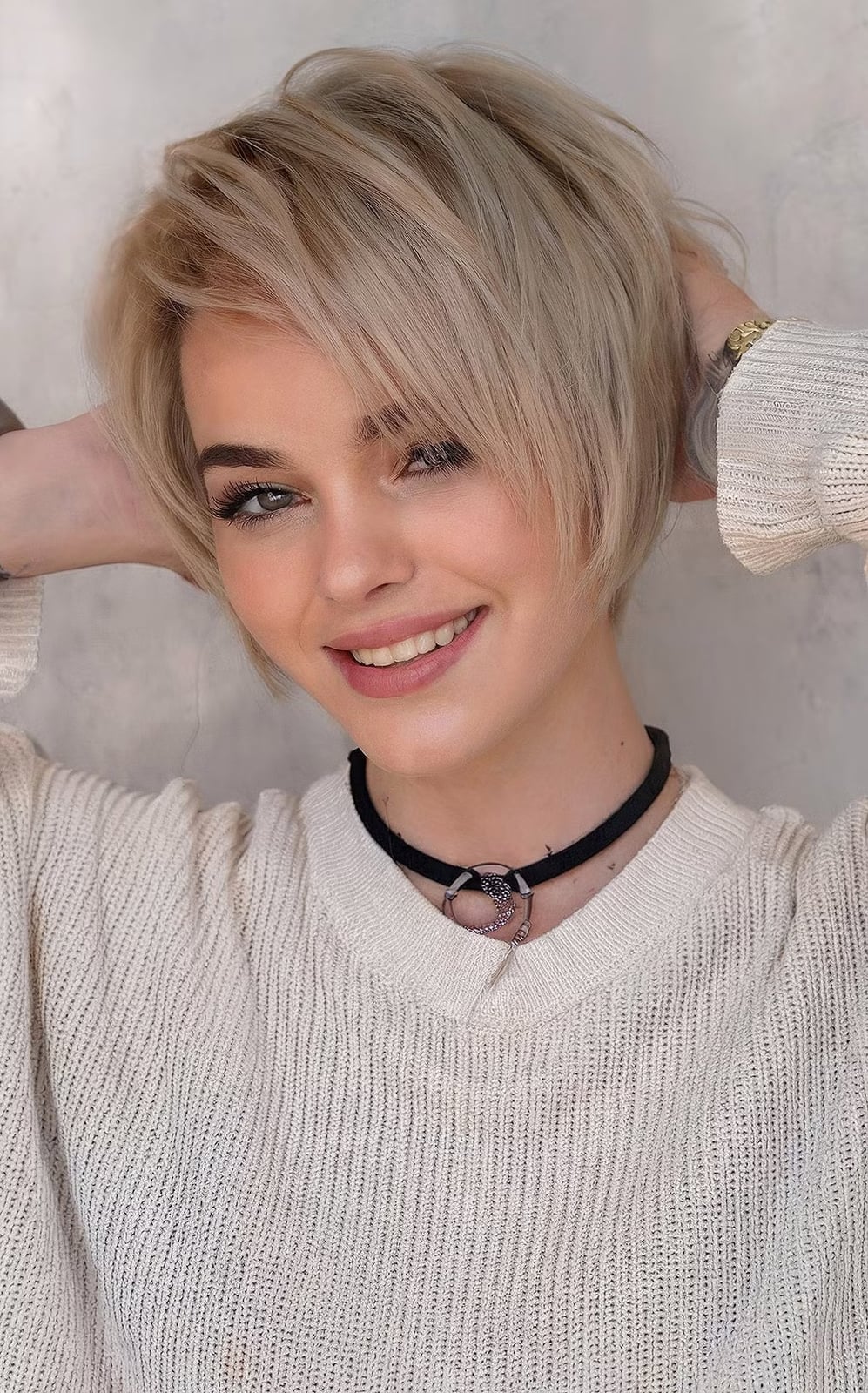 Asymmetrical Ash Blonde Pixie Bob Asymmetrical Ash Blonde Pixie Bob — Simple Pixie Bob Haircut