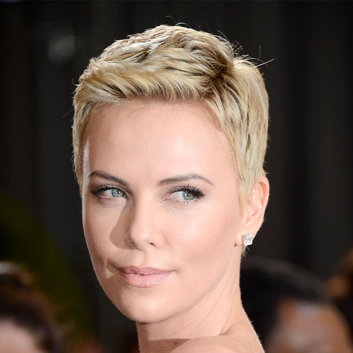 Piecey Ash Blonde Pixie Bob Piecey Ash Blonde Pixie Bob — Simple Pixie Bob Haircut