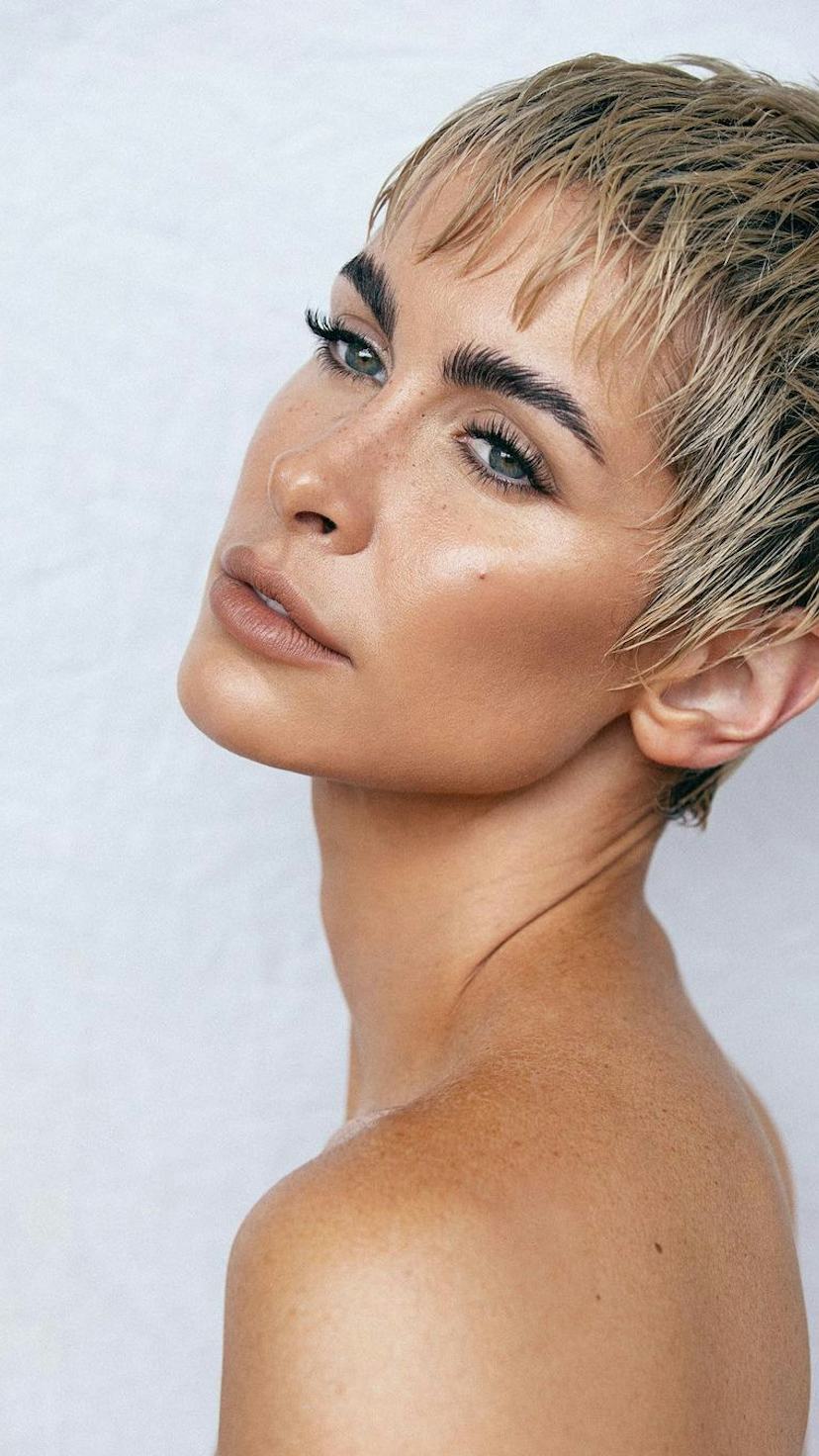 Blonde Pixie With Wet-Look Finish Blonde Pixie With Wet-Look Finish — Simple Pixie Cut Hairstyles