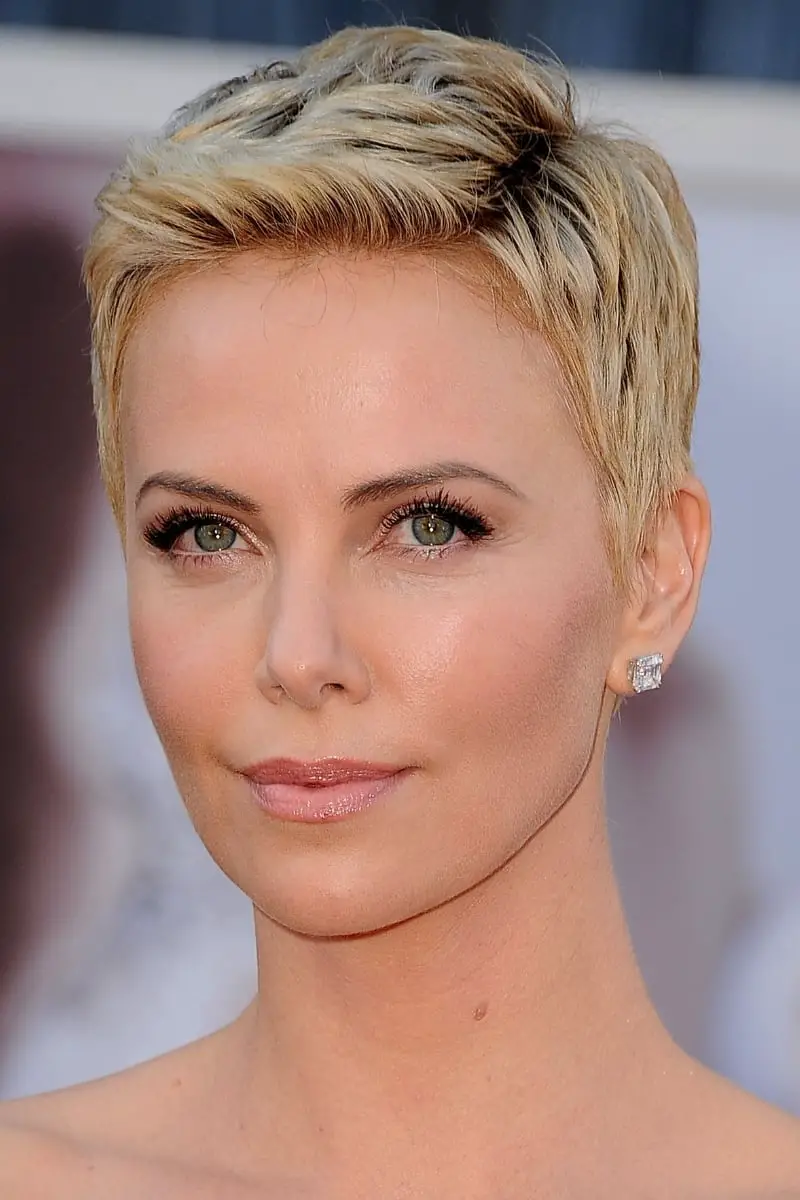 Layered Light Blonde Pixie With Textured Bangs, Close-Up Take Layered Light Blonde Pixie With Textured Bangs, Close-Up Take — Simple Pixie Cut Hairstyles