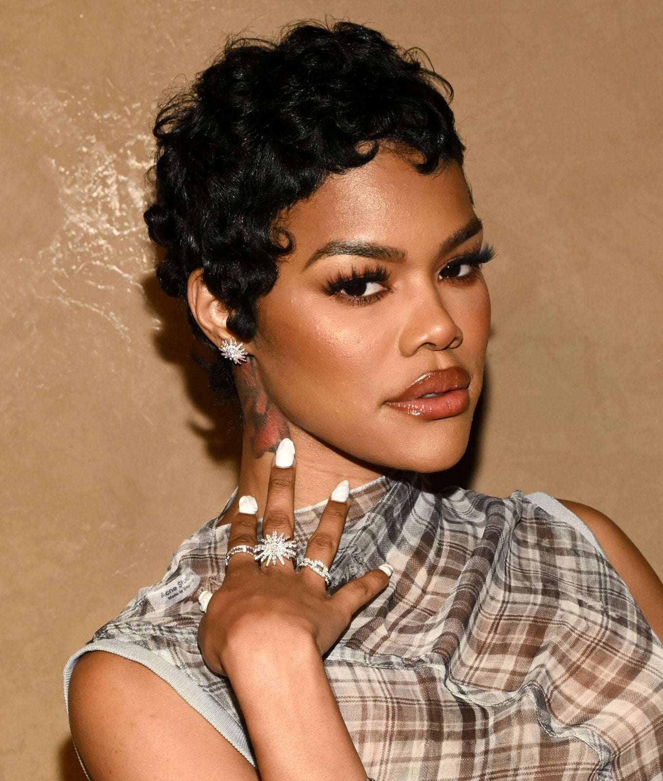 Textured Black Pixie With Defined Curls Textured Black Pixie With Defined Curls — Simple Pixie Cut Hairstyles