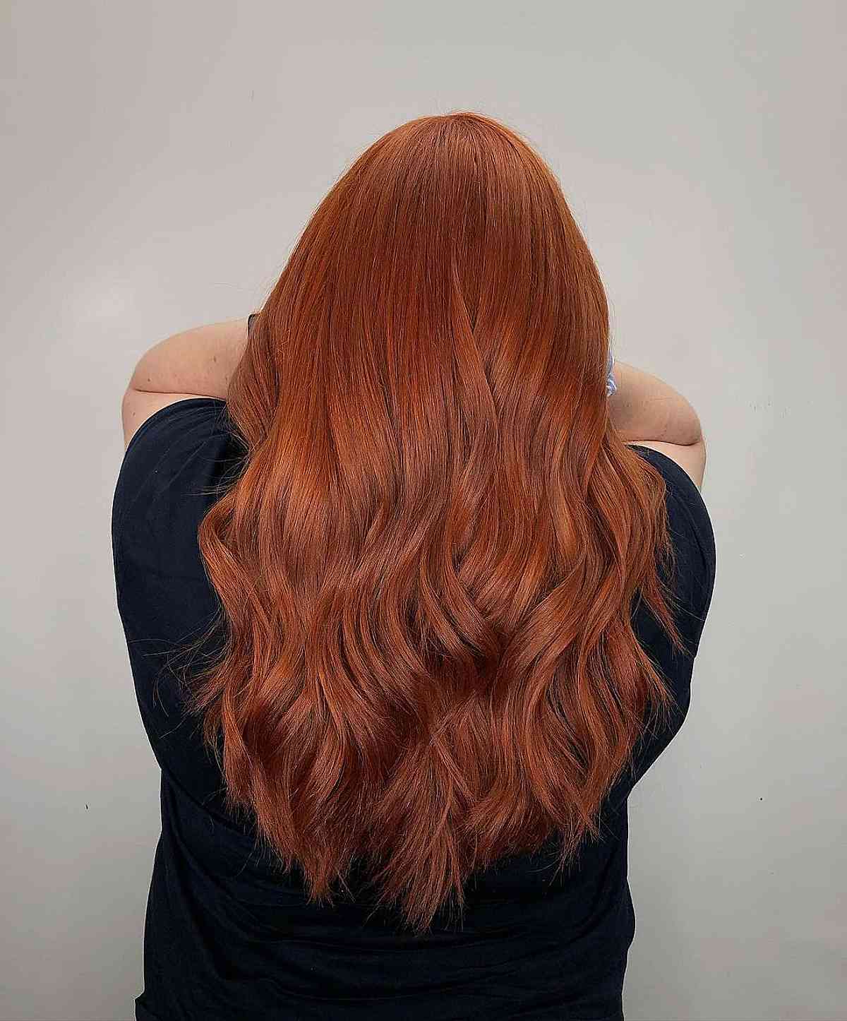 Vibrant Copper Red Mid-Back Waves, Close-Up Take — Simple Red Hair Colors