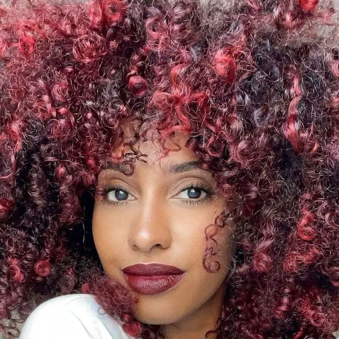 Dark Base With Vibrant Red Highlights — Simple Red Highlights