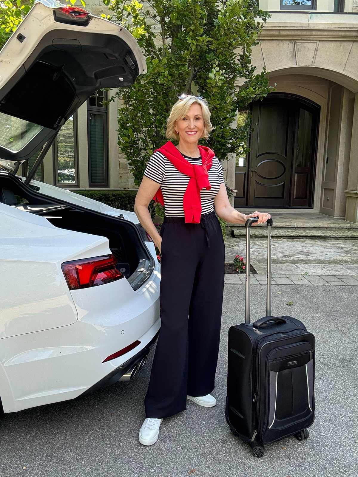 Black Wide-Leg Pants with a Red Sweater Black Wide-Leg Pants with a Red Sweater — Simple Road Trip Outfits