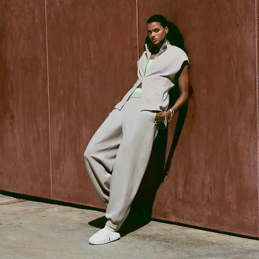 Gray Vest Over Neon Green Cropped Top and Sweatpants Gray Vest Over Neon Green Cropped Top and Sweatpants — Simple Road Trip Outfits