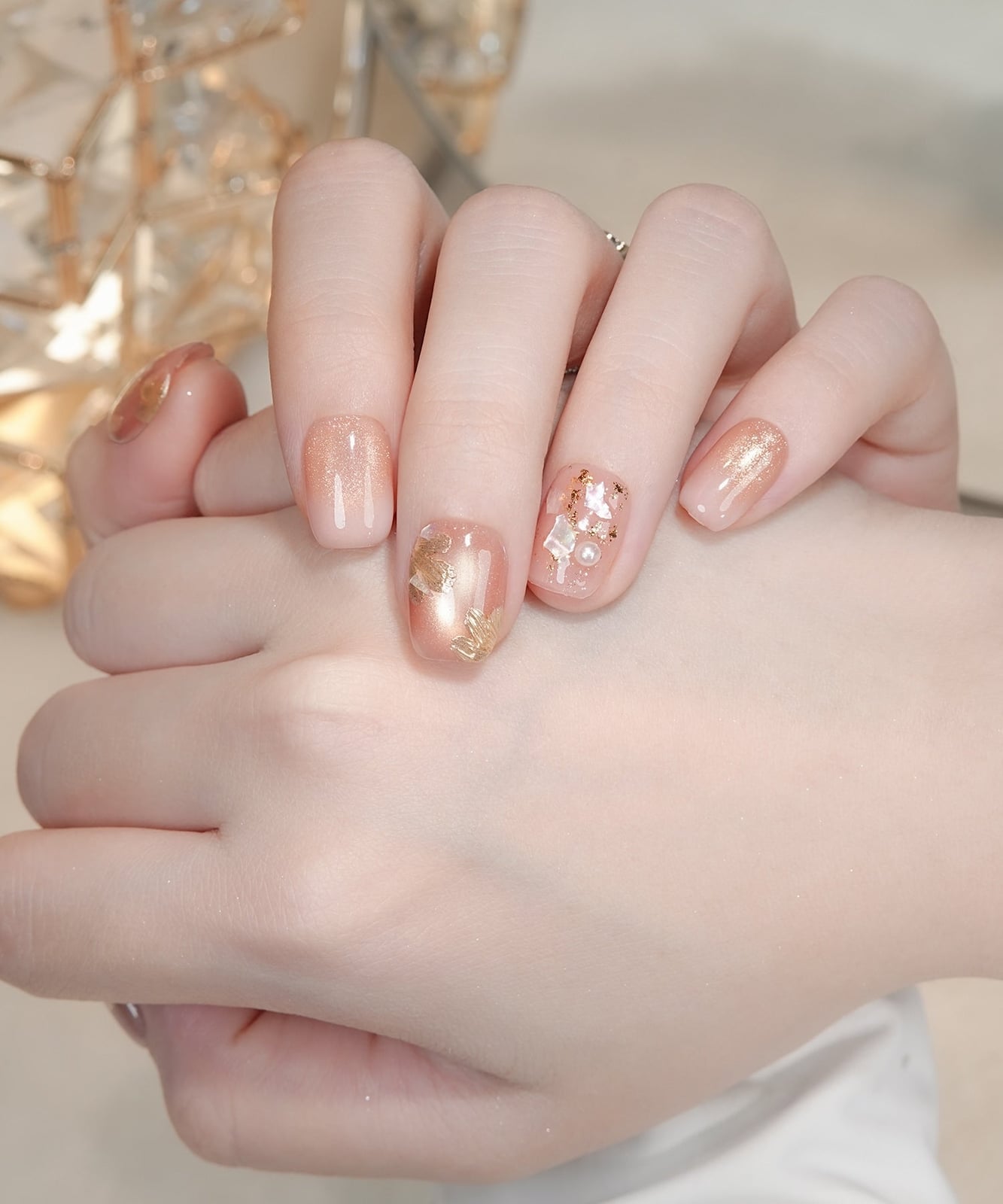Short Square Pink with Gold Leaf Accents Short Square Pink with Gold Leaf Accents — Simple Rose Gold Nails
