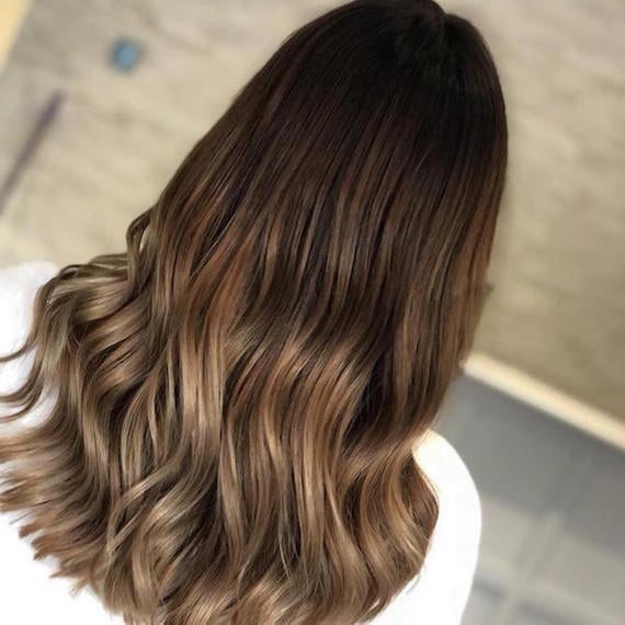 White Top with Brown Root to End Wavy Hair White Top with Brown Root to End Wavy Hair — Simple Shadow Root