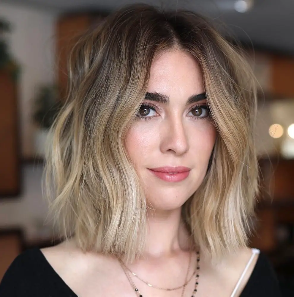 Black Knit Top and Layered Necklaces with Wavy Bob Shadow Root Black Knit Top and Layered Necklaces with Wavy Bob Shadow Root — Simple Shadow Root
