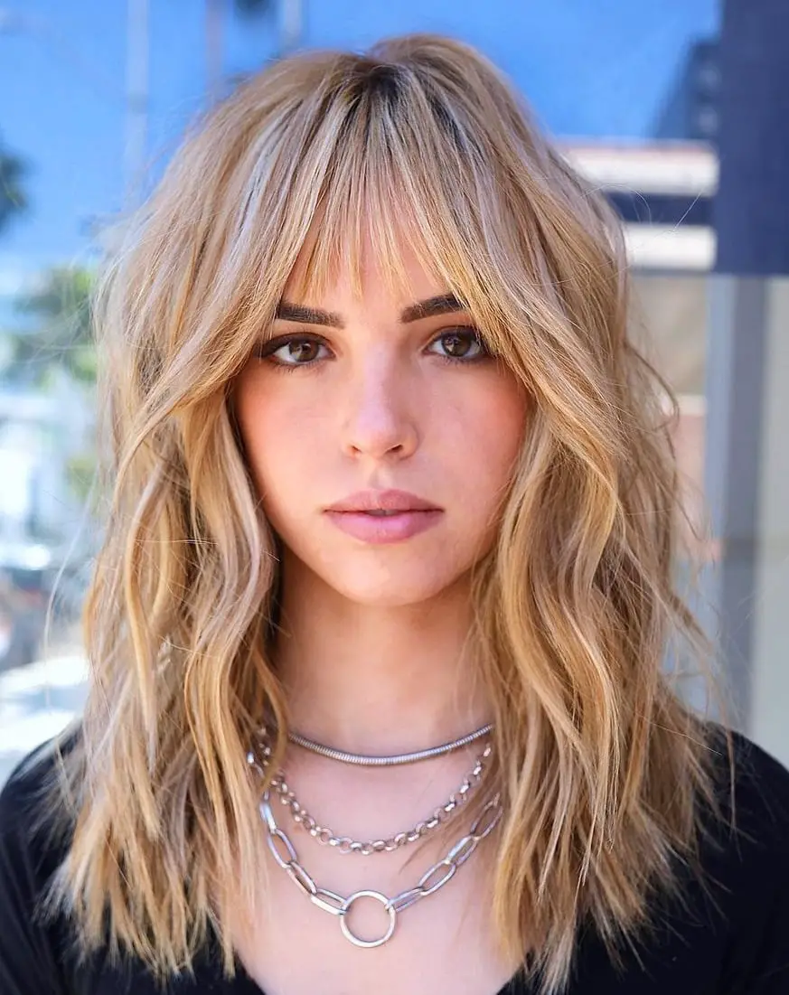 Blonde Collarbone Shag With Curtain Bangs — Simple Shag Haircut