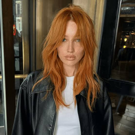 Vibrant Copper Mid-Back Shag With Textured Blowout Vibrant Copper Mid-Back Shag With Textured Blowout — Simple Shag Hairstyles