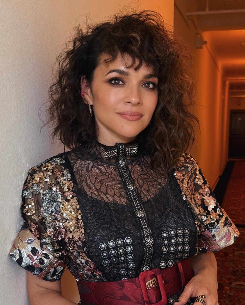 Chin Length Curly Shaggy Bob Chin Length Curly Shaggy Bob — Simple Shaggy Bob