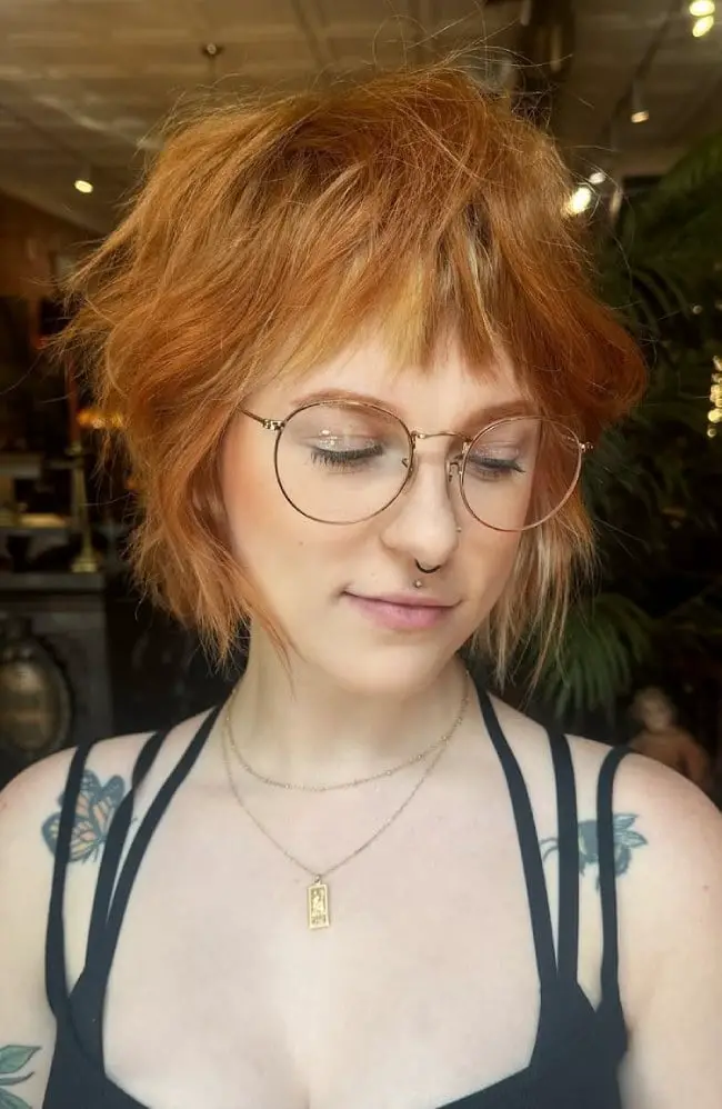 Ear Length Shaggy Pixie Bob Copper, Short Ear Length Shaggy Pixie Bob Copper, Short — Simple Shaggy Bob