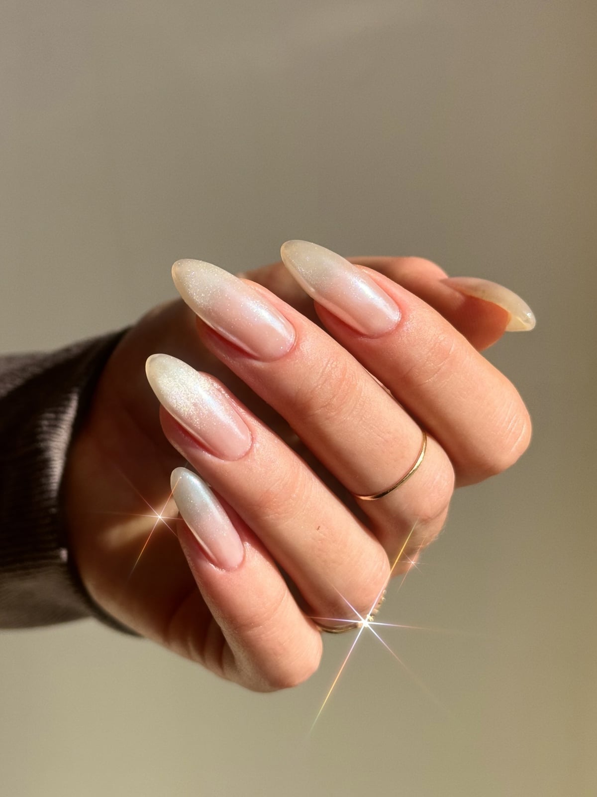 Sheer Peachy Nude Medium Almond Nails, Close-Up Take Sheer Peachy Nude Medium Almond Nails, Close-Up Take — Simple Sheer Nails