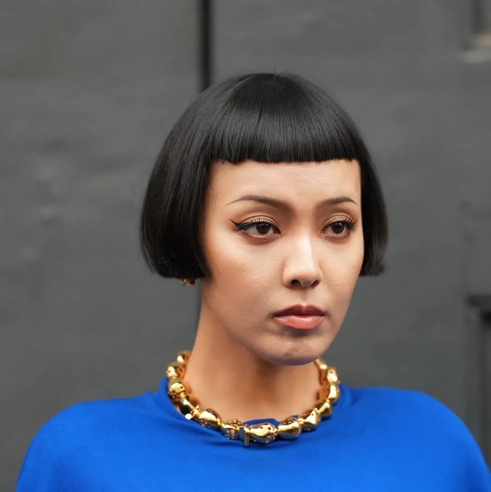 Ear Length Bob With Micro Bangs Ear Length Bob With Micro Bangs — Simple Short Bob Hairstyles