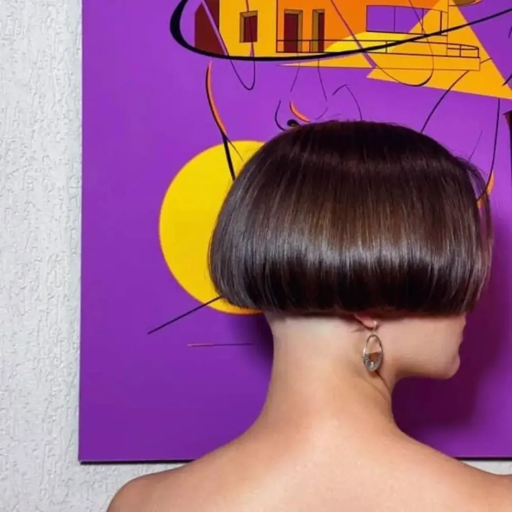 Stacked Bob With Graduated Shape Stacked Bob With Graduated Shape — Simple Short Bob Hairstyles