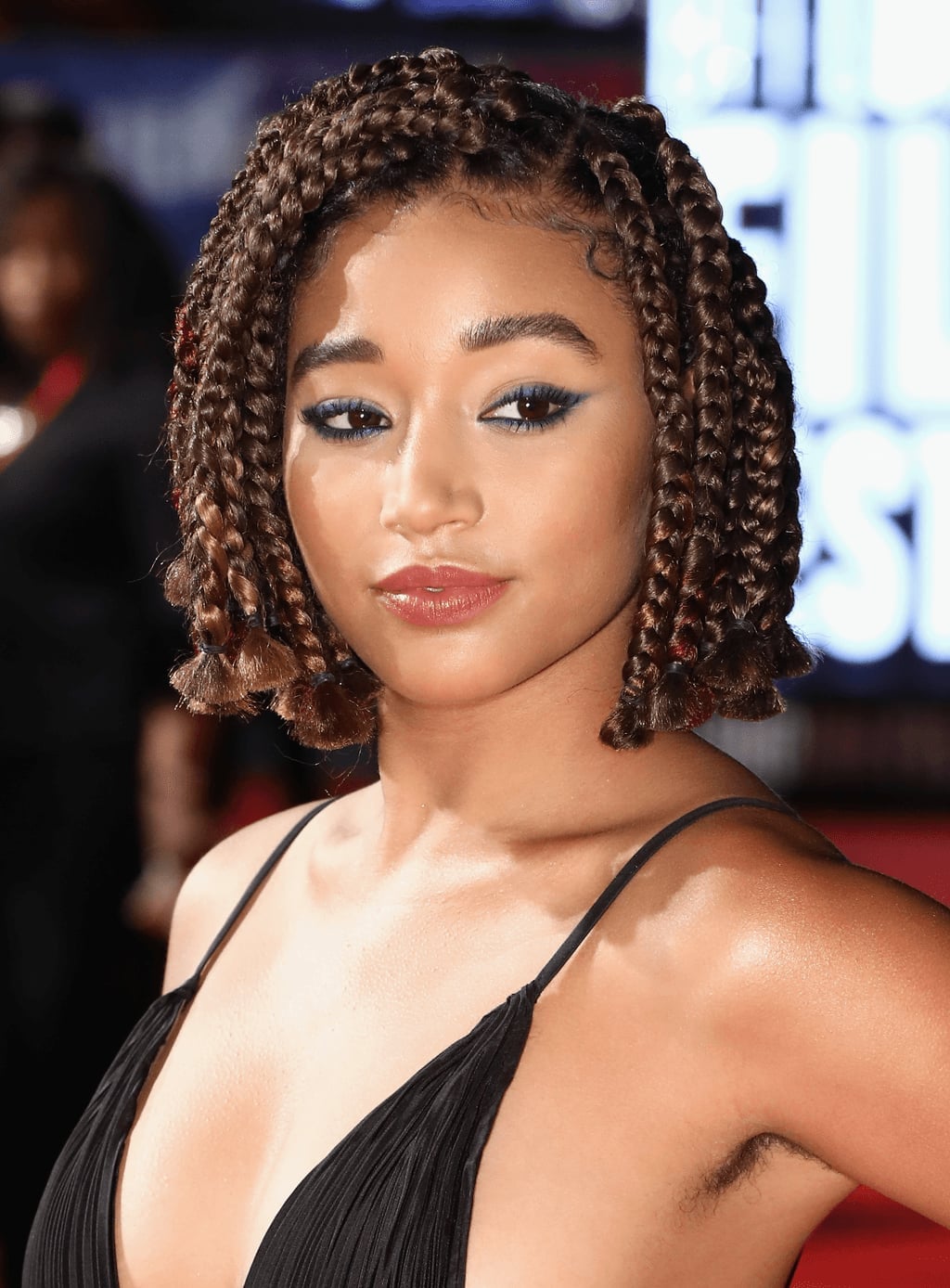 Dark Brown Box Braids Bob With Wavy Ends — Simple Short Braids