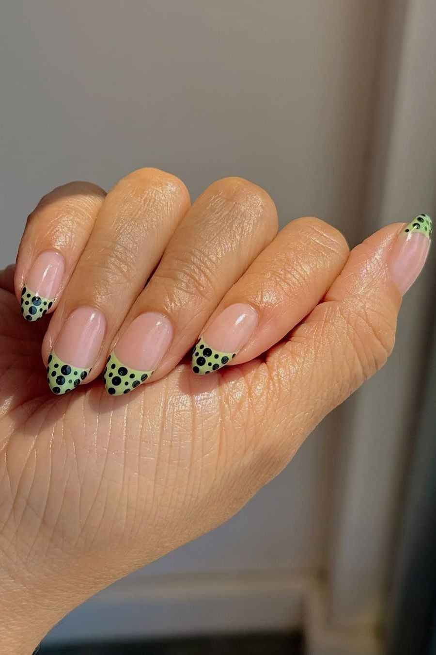 Green Polka Dot French Tip Short Oval Nails — Simple Short French Tip Nails