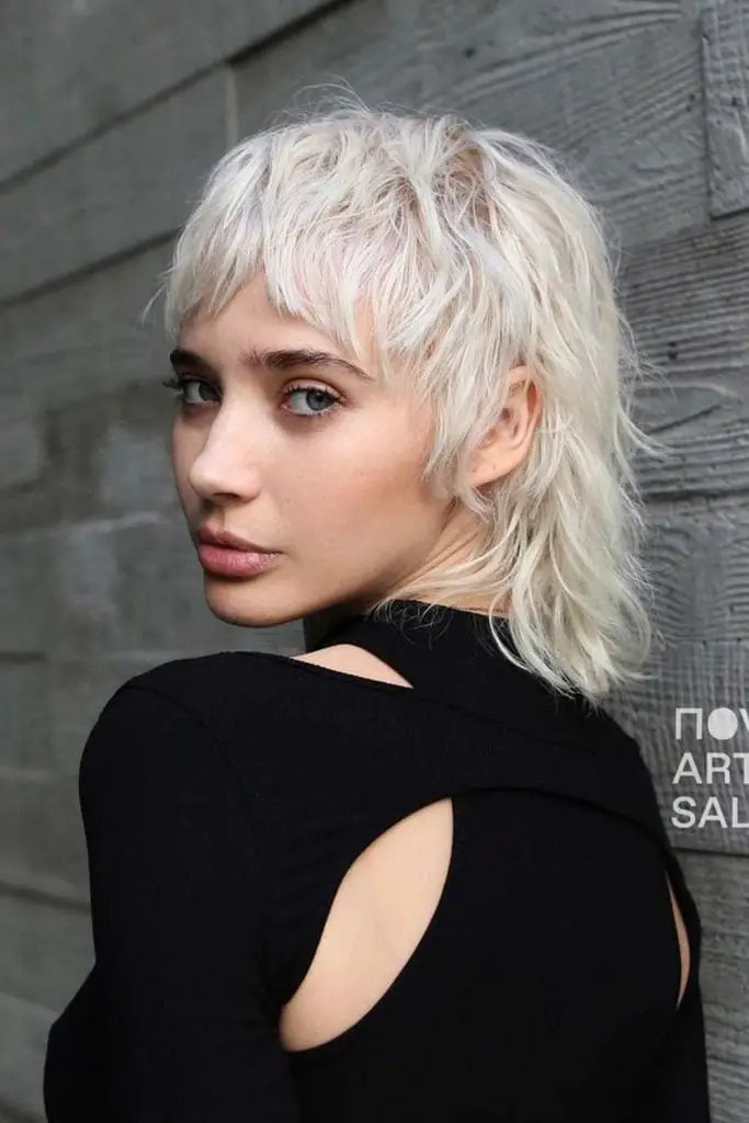 Very Short Platinum Blonde Wolf Cut — Simple Short Wolf Cut