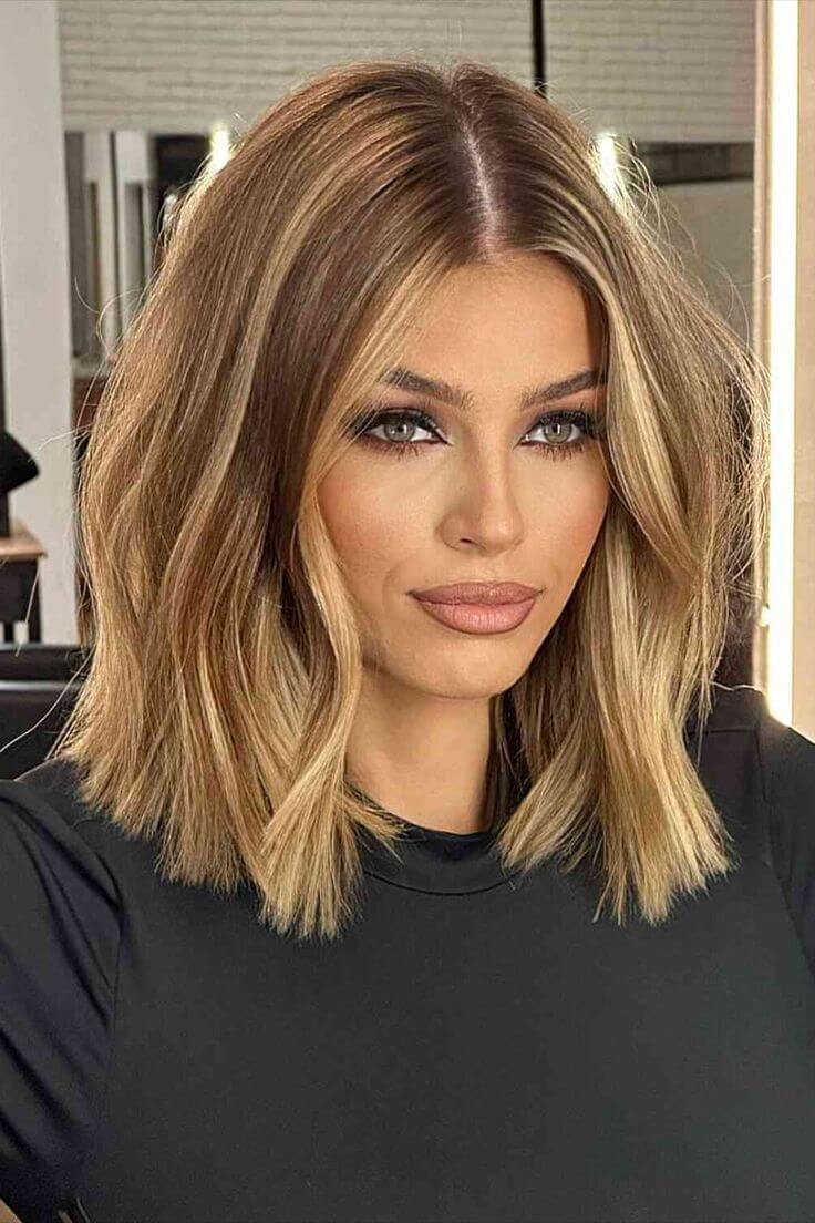 Blunt Collarbone Lob Dark Brown Blunt Collarbone Lob Dark Brown — Simple Shoulder Length Haircuts