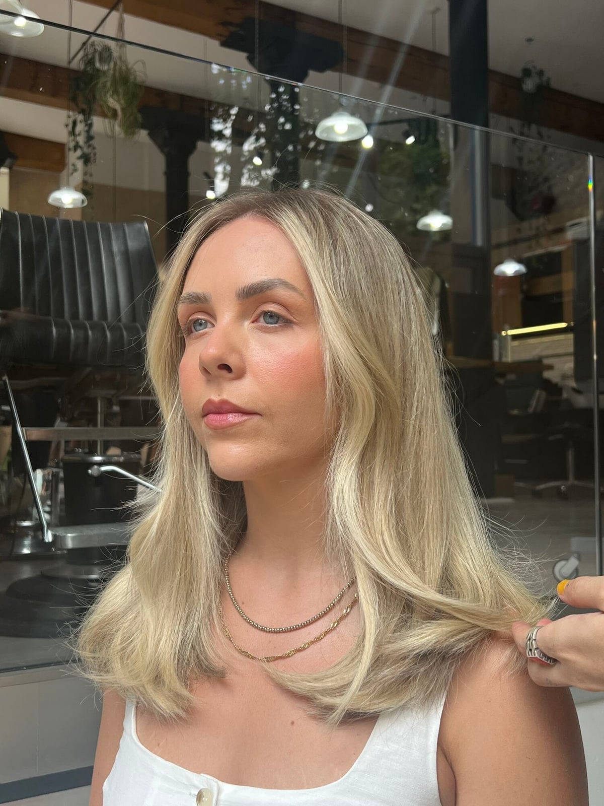 Ash Blonde Collarbone Layers Ash Blonde Collarbone Layers — Simple Shoulder Length Haircuts