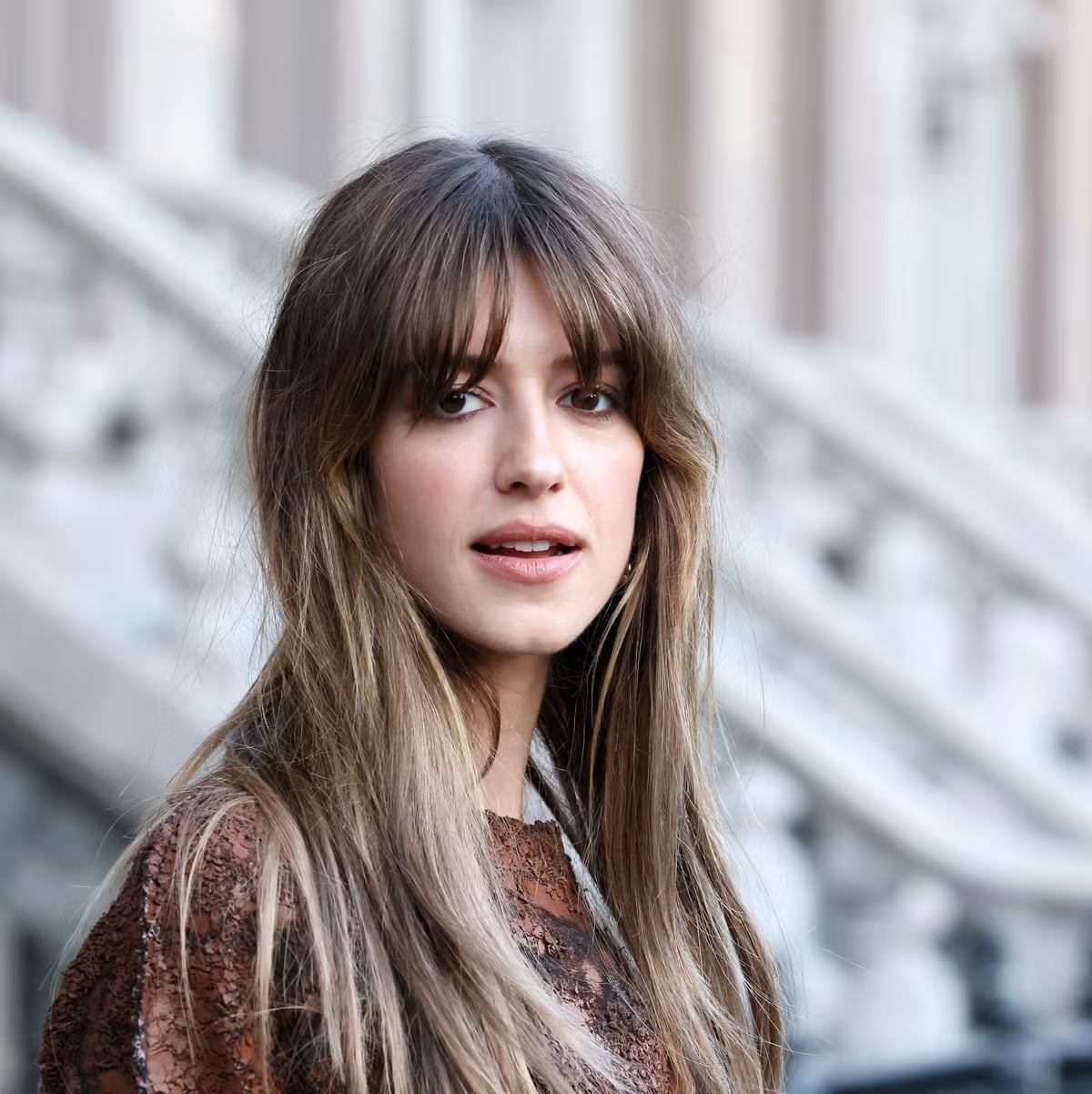 Long Layered Hair With Subtle Highlights Long Layered Hair With Subtle Highlights — Simple Side Part Bangs